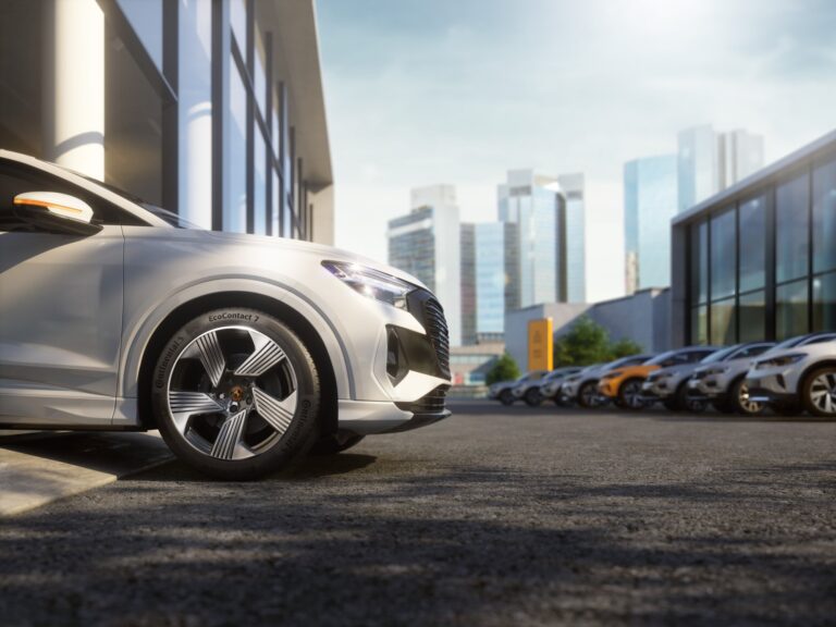 Continental EcoContact 7 upravená pre elektromobily Renault: Rolling Resistance o 35 % nižší než A-Rating na EU štítku, o 30 km dlhší dojazd