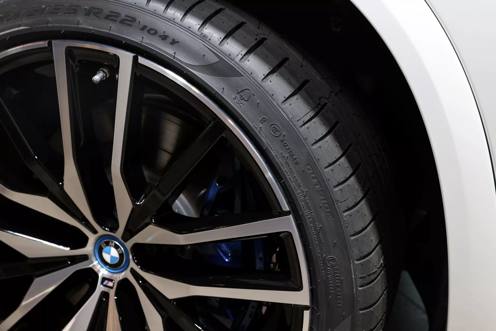Pirelli P ZERO