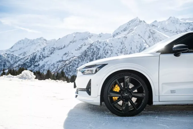 Pirelli P Zero Winter 2